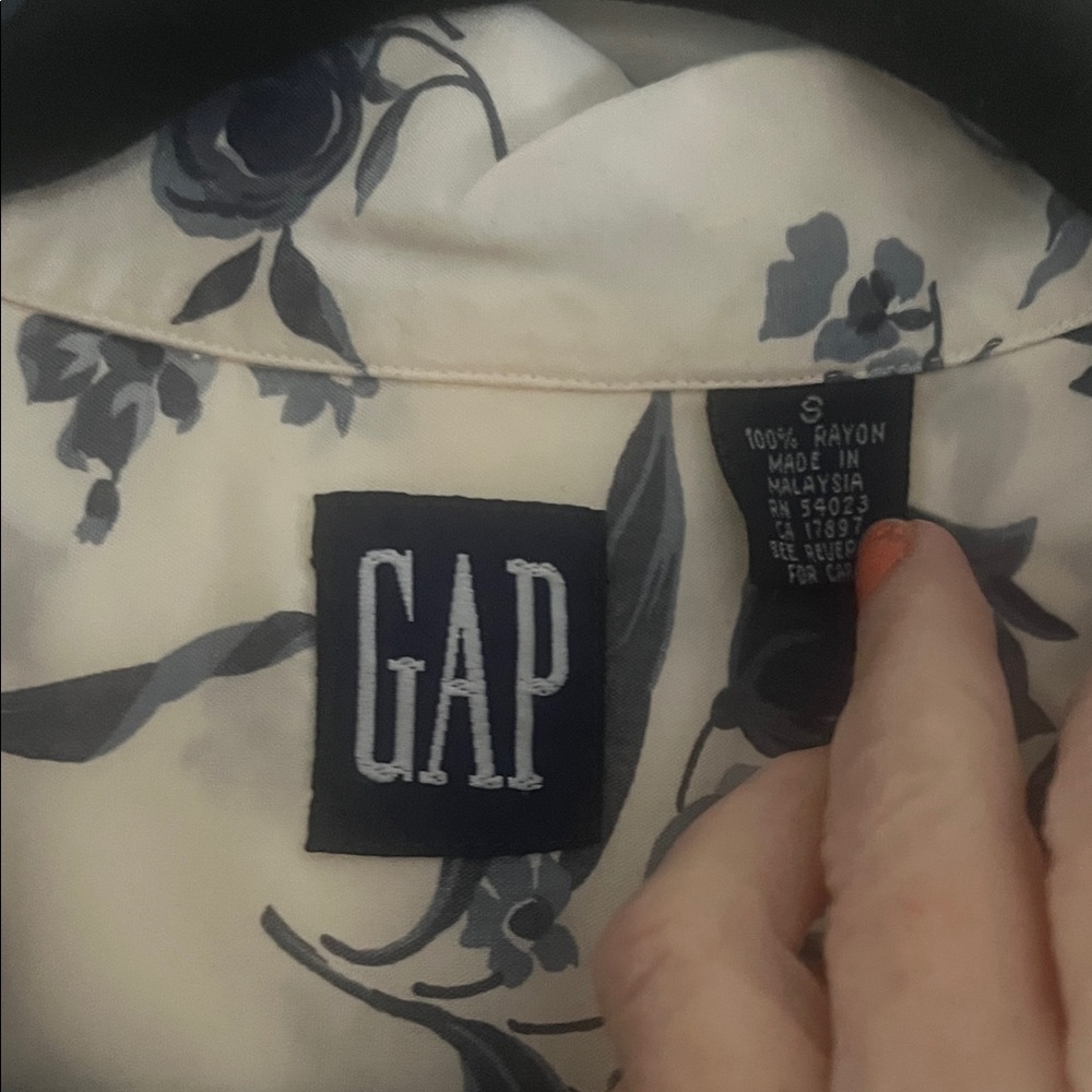 GAP Blue and Cream Floral Top